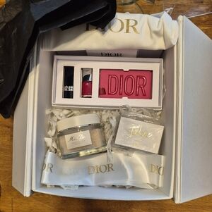 NWT Dior Bundle / Luggage tag